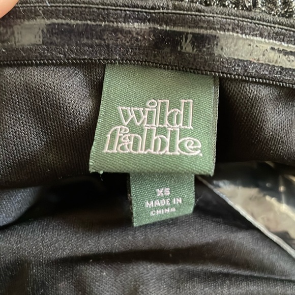 NWT Wild Fable Sequin Mesh Jumpsuit. XS - Picture 7 of 9